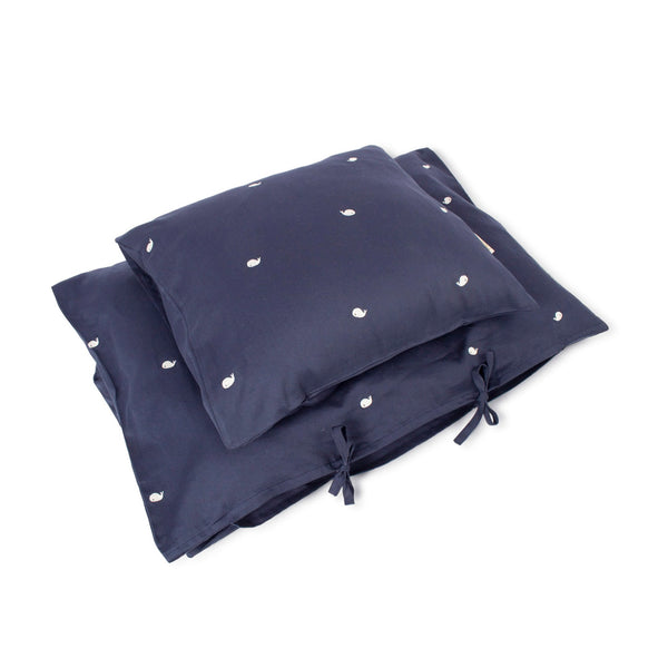 Filibabba Babybettwäsche, Wal Christian Stickerei, Midnight