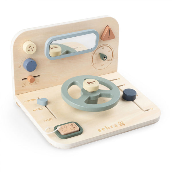 Sebra Aktivitätswand, Auto