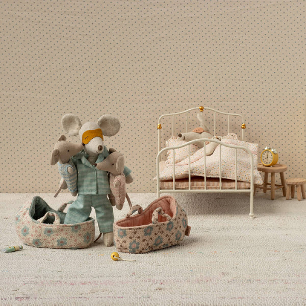 Maileg Babymaus in der Babytrage - Blau