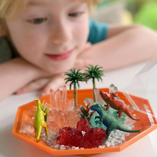 4M KidzLabs Experimentierspielzeug, Dinosaurier-Kristall-Terrarium