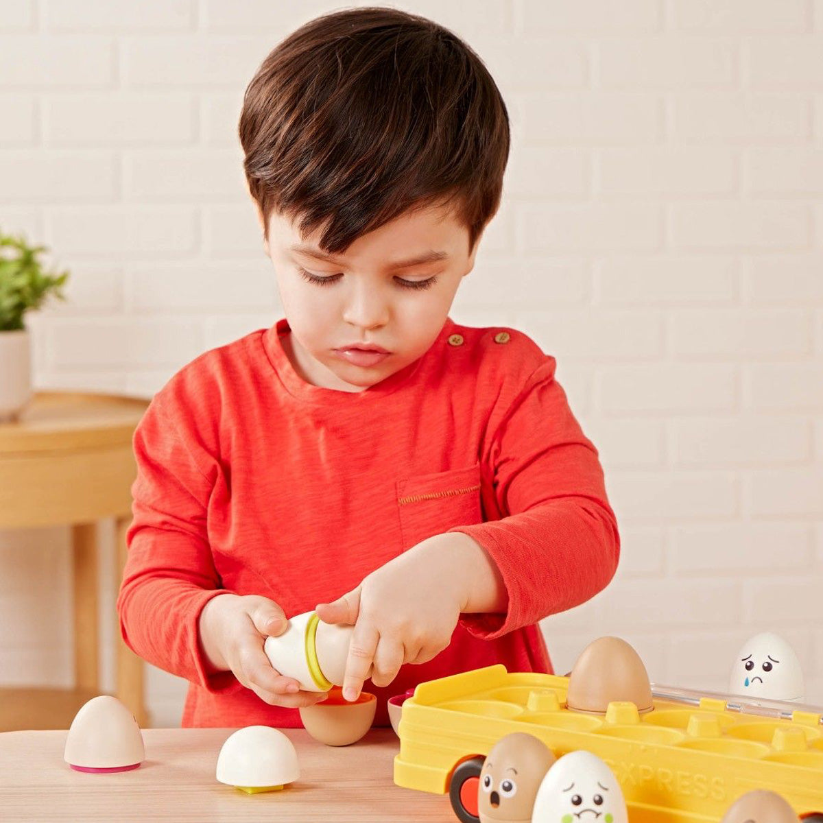 02_Battat EggXpress Yourself!-2.jpg