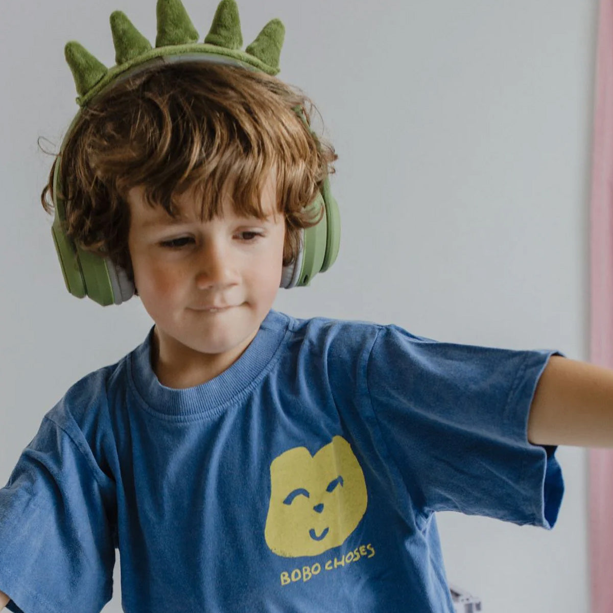 02_Kidyears Høretelefon, Dinosaur-2.jpg