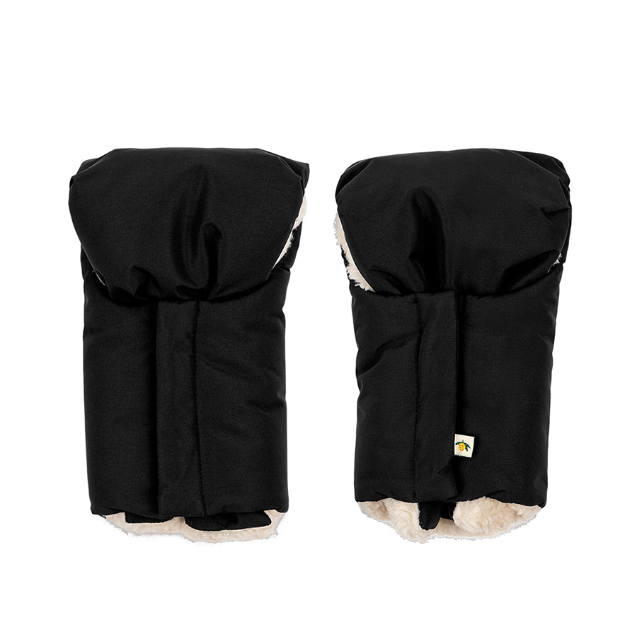 02_Konges Sløjd barnevognshandske, black 1.jpg