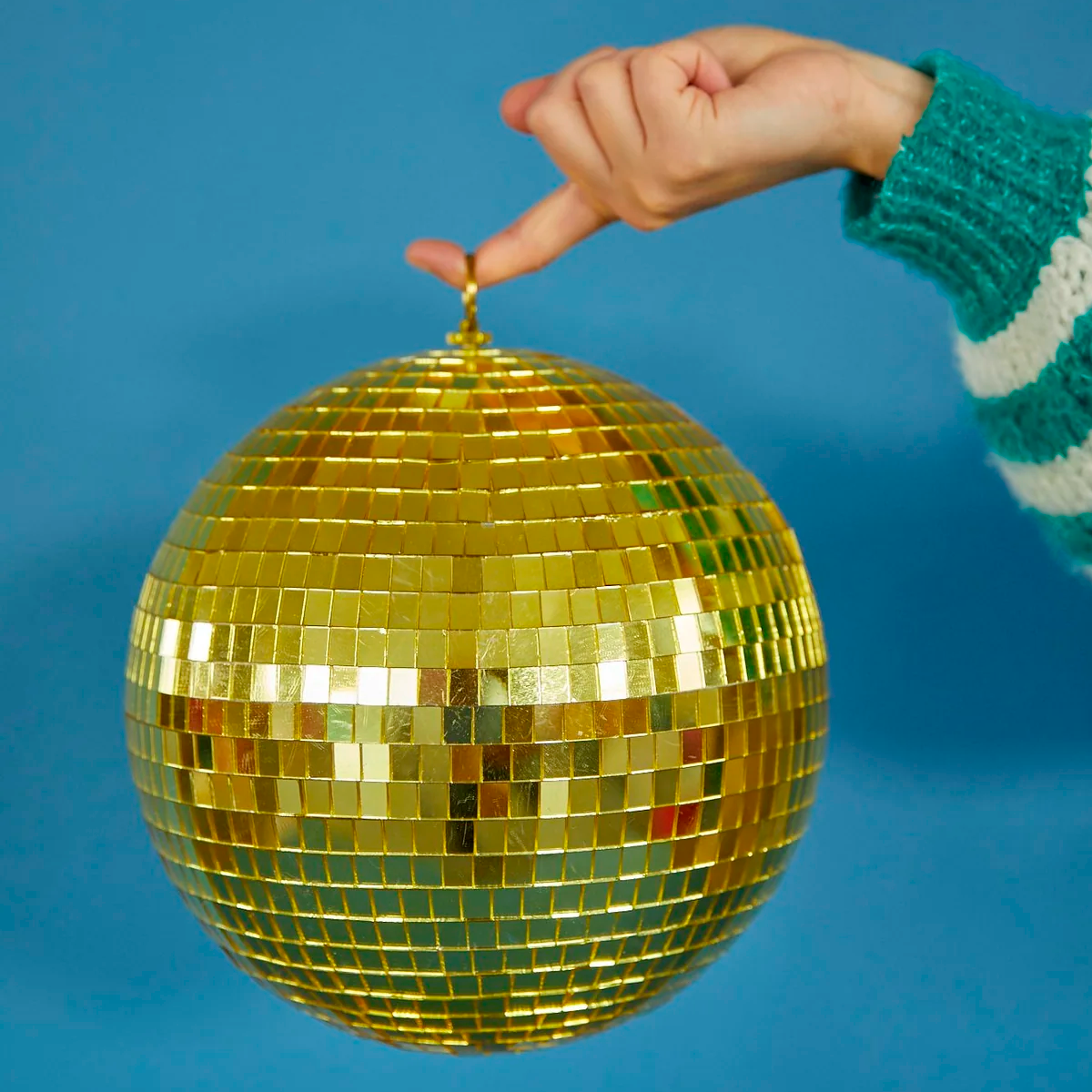 02_Rice discokugle, stor - guld.png