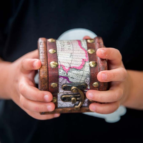 Schatzkiste mit Diamanten