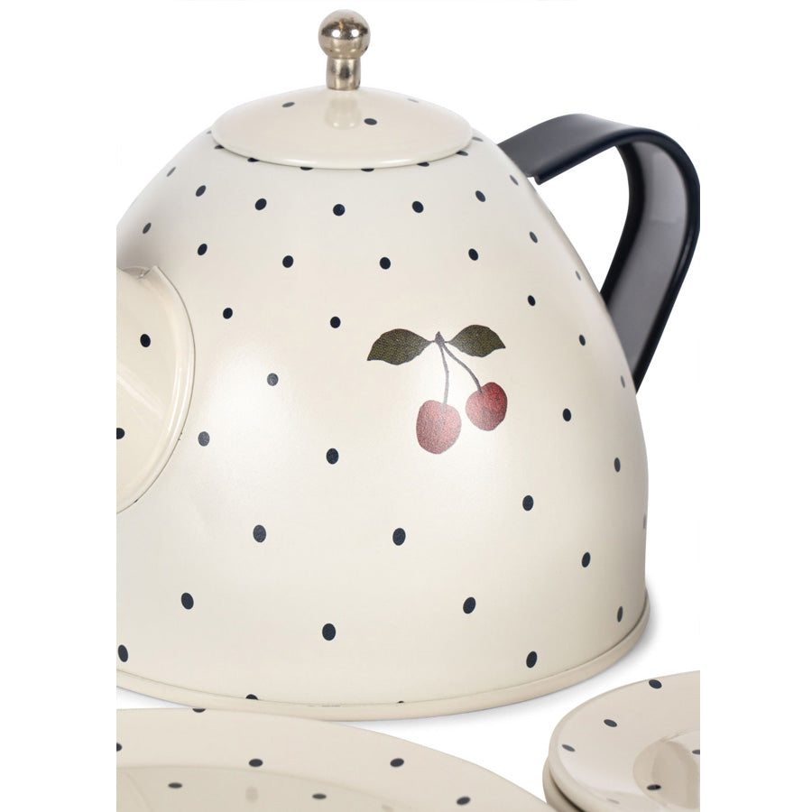 03_Konges Sløjd Te Party, Blue Dot.jpg