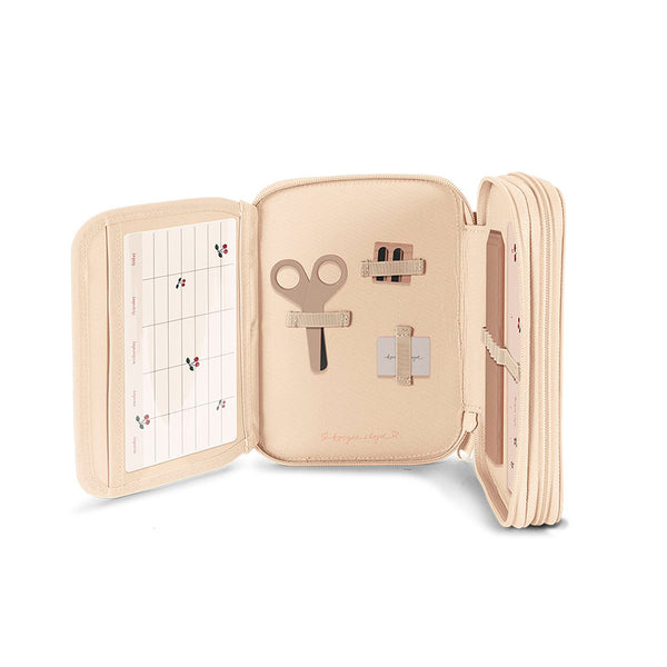 Konges Sløjd Clover Federmäppchen, Kaluka